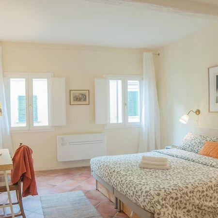 Cozy Macci Flat 4 People Near Santa Croce Square Apartment Florence Ngoại thất bức ảnh